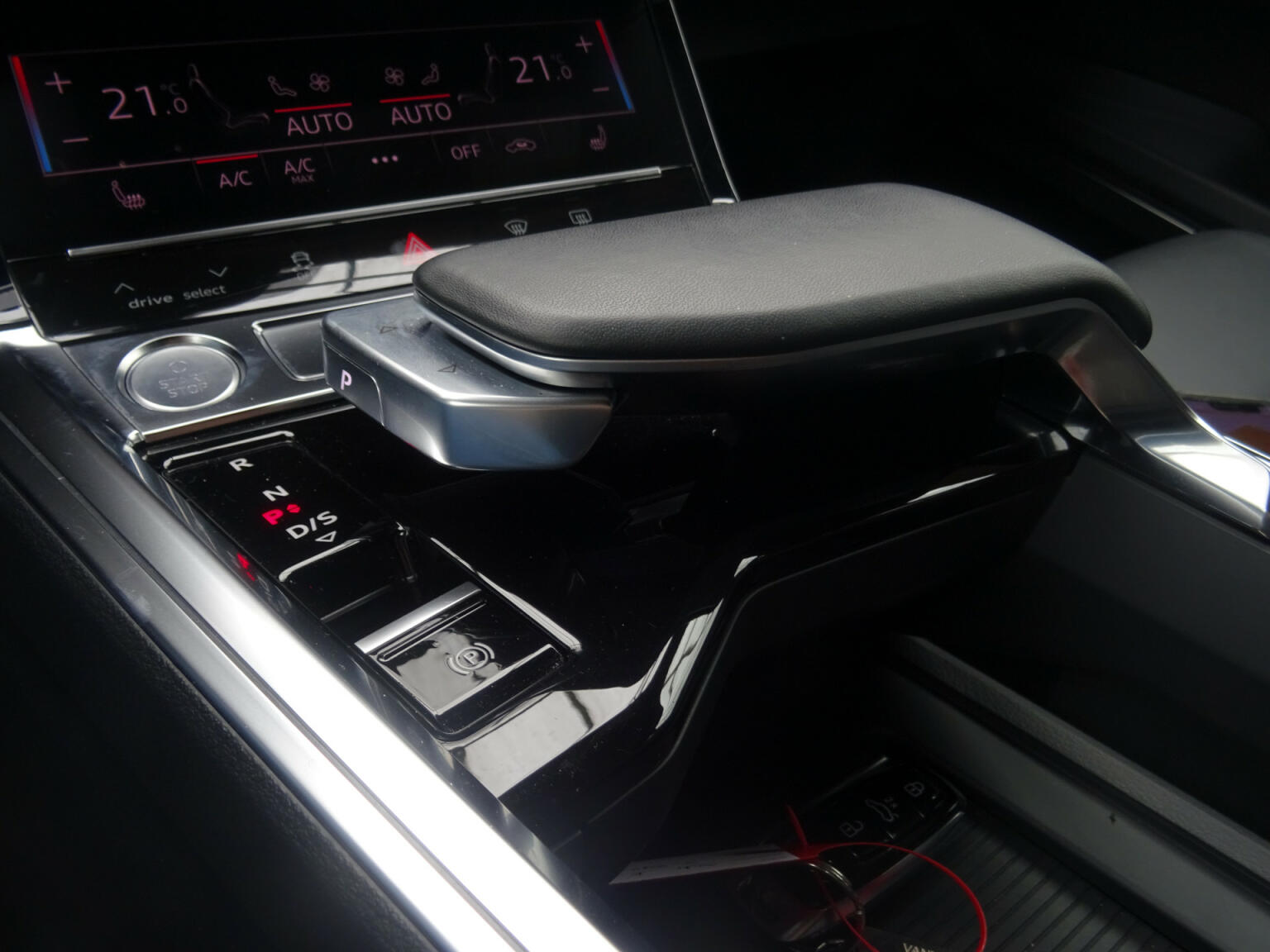 Audi-e-tron-44