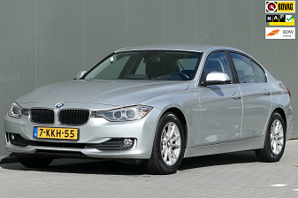 BMW 3 Serie 320i EfficientDynamics Edition Executive NAP Cruise Leder Navi Clima