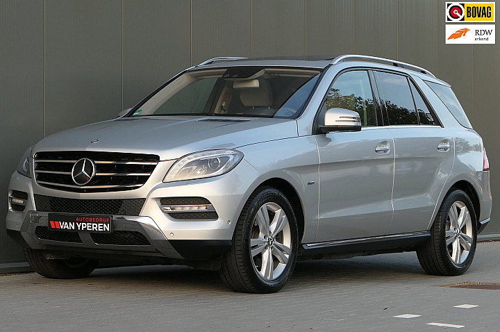 Mercedes-Benz M-Klasse 350 4MATIC Schuidak Luchtvering HUD Distronic